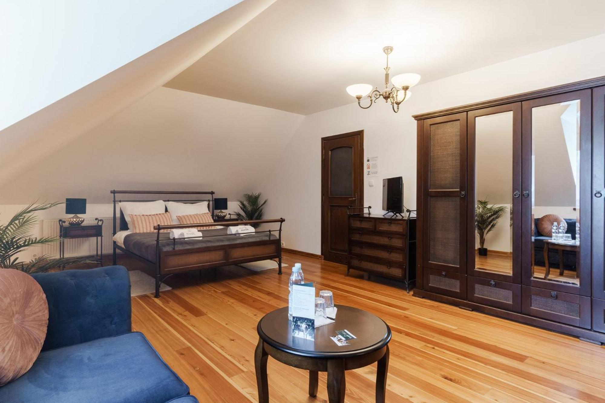 Apartamenty W Dworku Cheval Kraków Eksteriør billede
